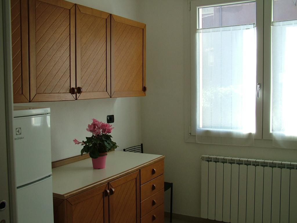 מסטרה San Teodoro Apartment מראה חיצוני תמונה