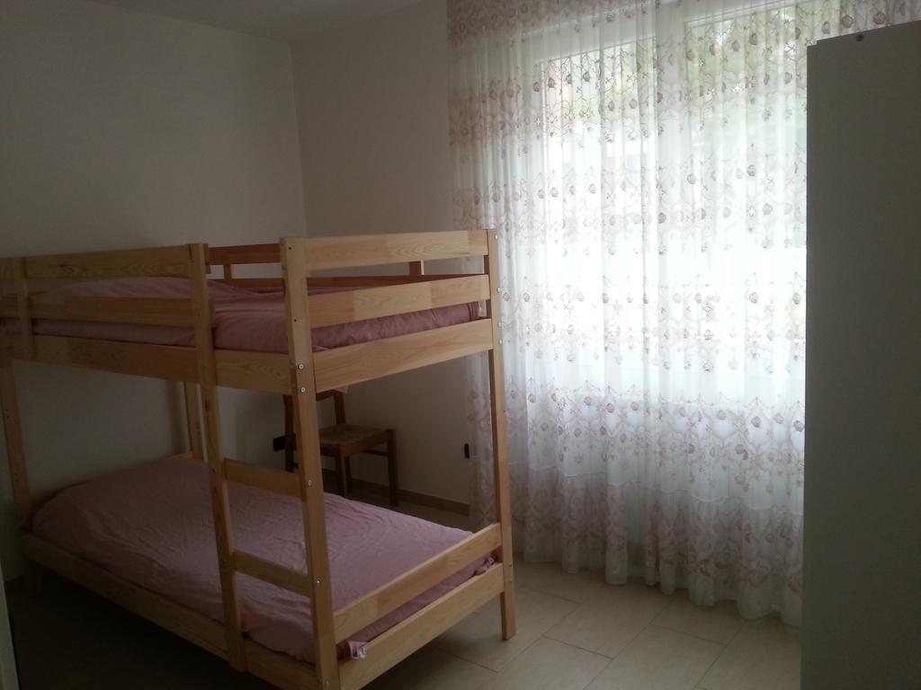 מסטרה San Teodoro Apartment מראה חיצוני תמונה