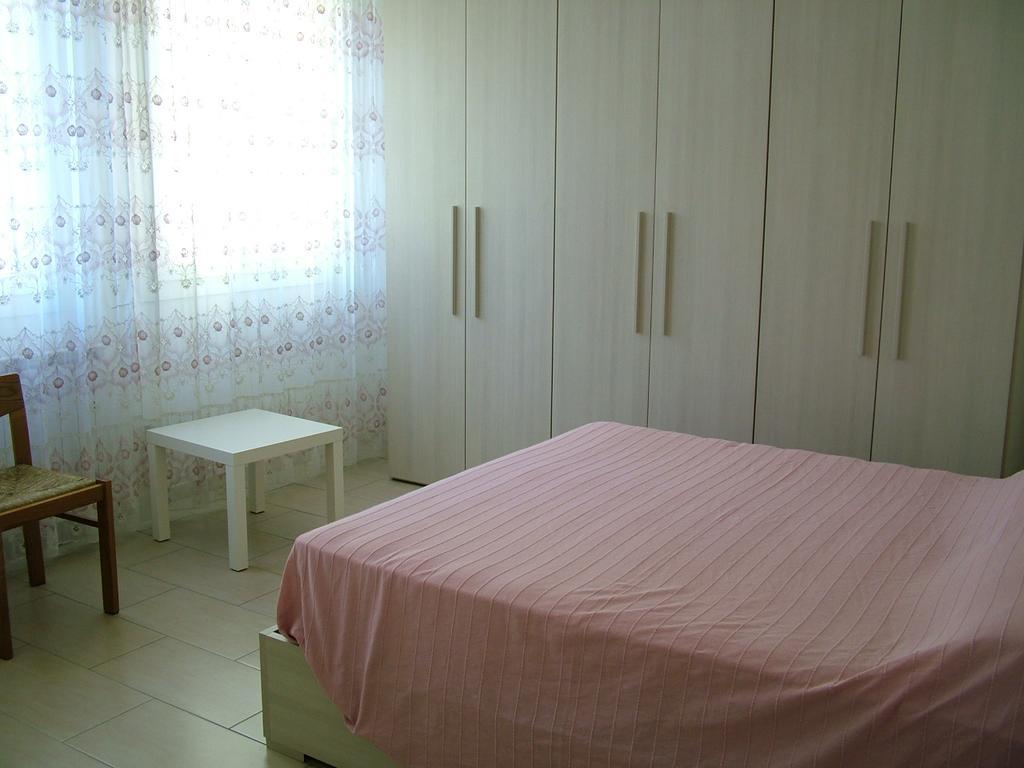 מסטרה San Teodoro Apartment מראה חיצוני תמונה